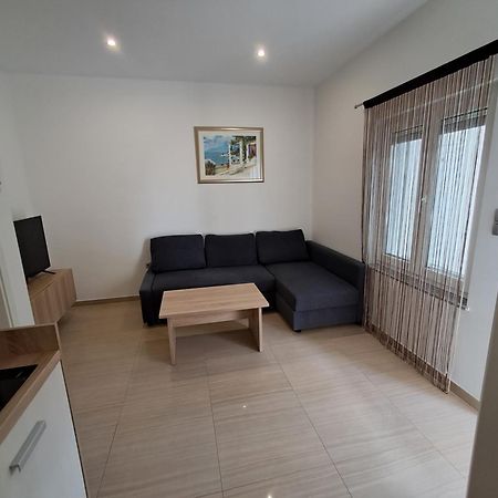 Apartmani Tropical Vodice Exterior photo