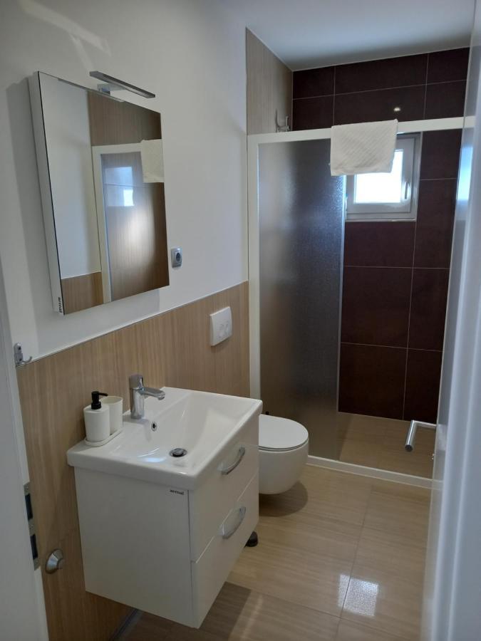Apartmani Tropical Vodice Exterior photo
