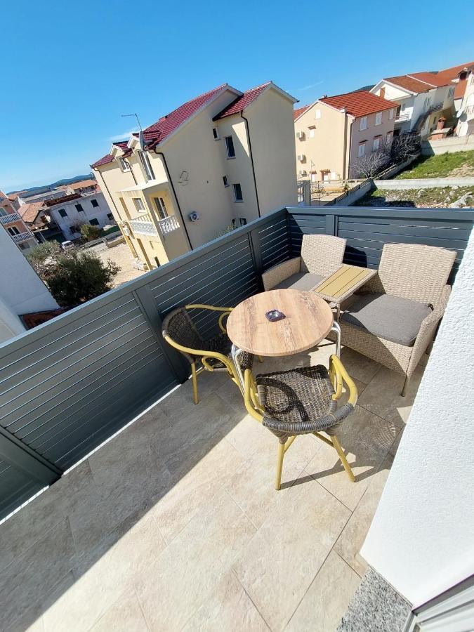 Apartmani Tropical Vodice Exterior photo