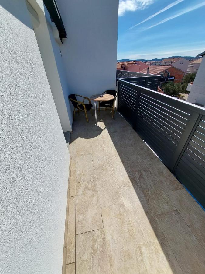 Apartmani Tropical Vodice Exterior photo