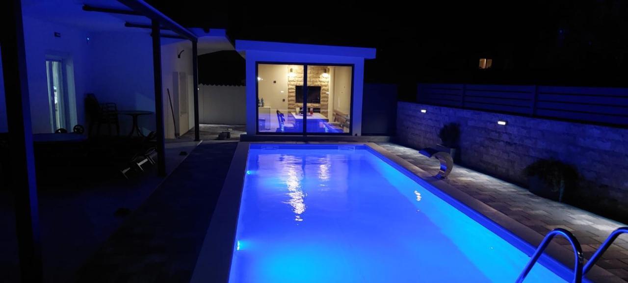 Apartmani Tropical Vodice Exterior photo